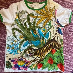 Gucci girls tee